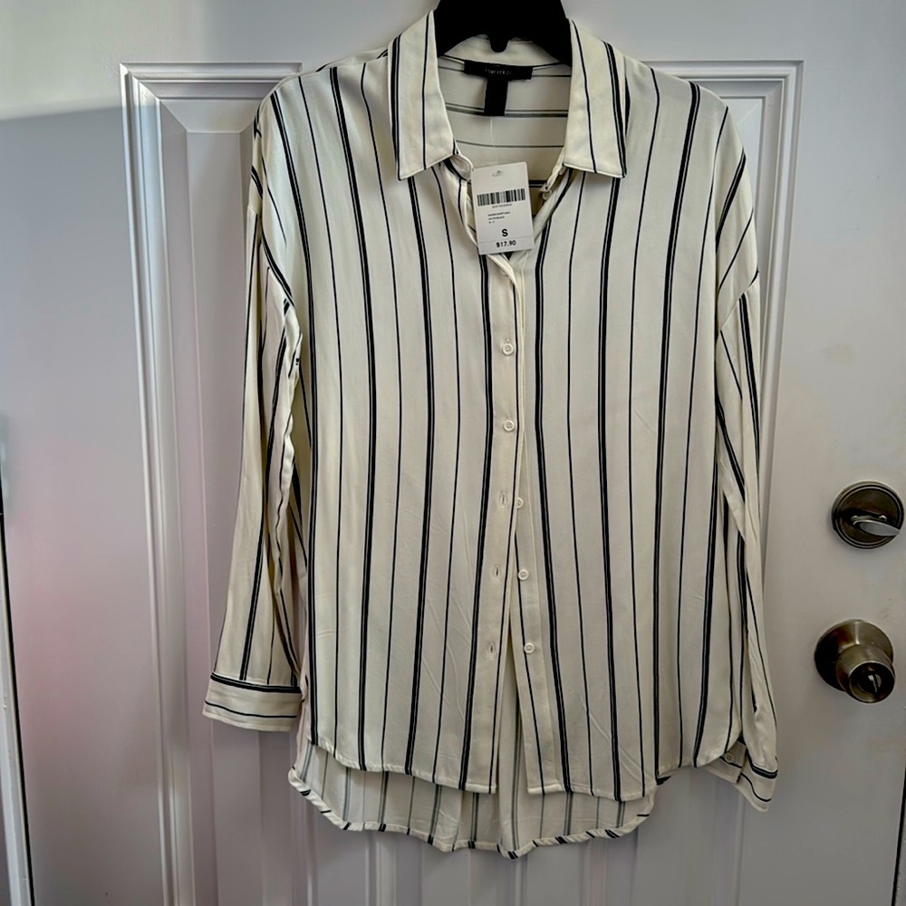 Forever 21. Womens shirts